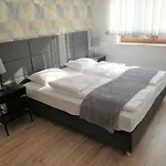 Apartman Orlowo Honey
